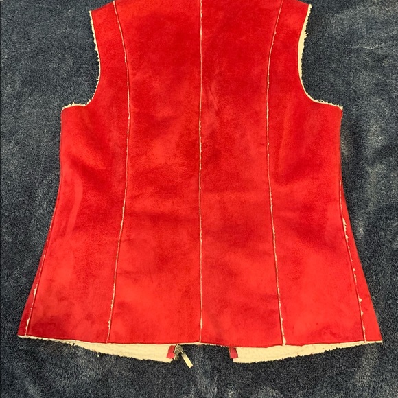 Suede look vest - Picture 4 of 11